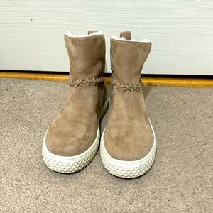 AEROSOLES Tan Like New Fur Lining Pull-On Boots Size 6.5